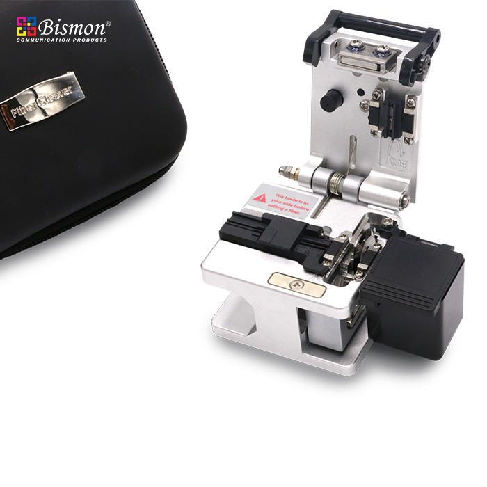 Cleaver for fiber optic cable (48,000 times)